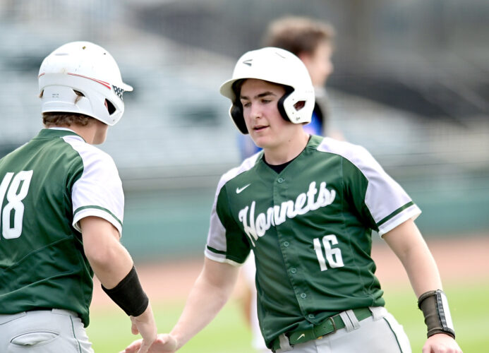 Hornets baseball goes to extra innings to earn victory